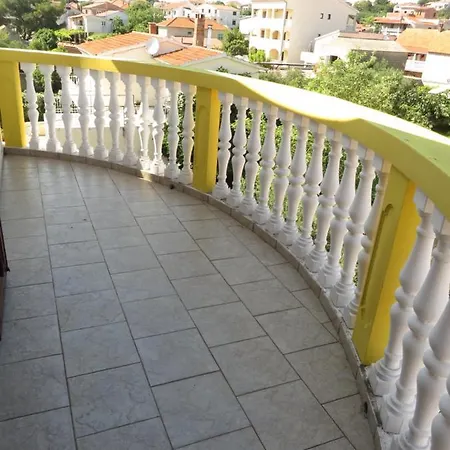 Apartments Marija Pakostane Exterior photo